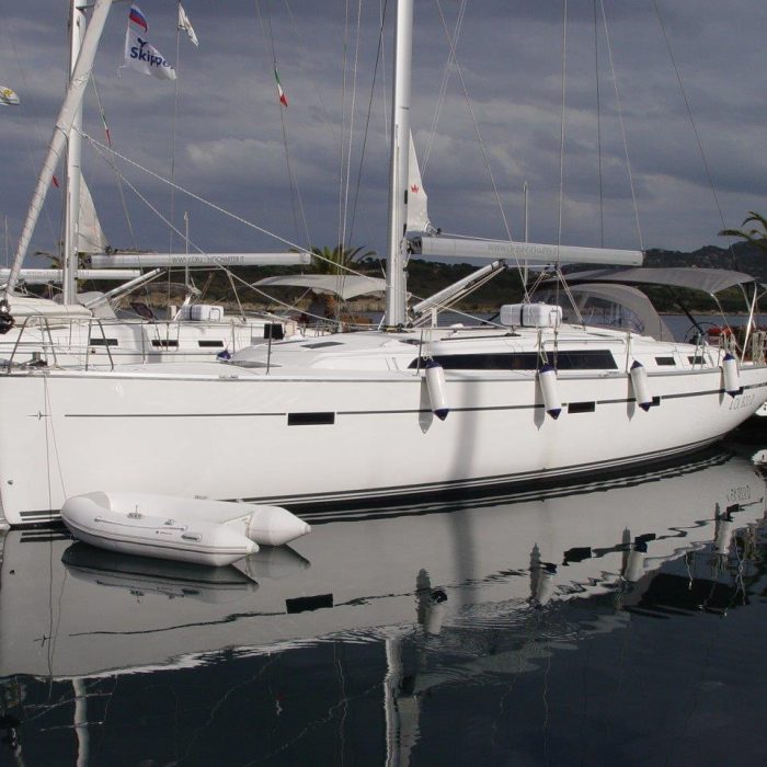 Astra | Bavaria Cruiser 51 photo 5
