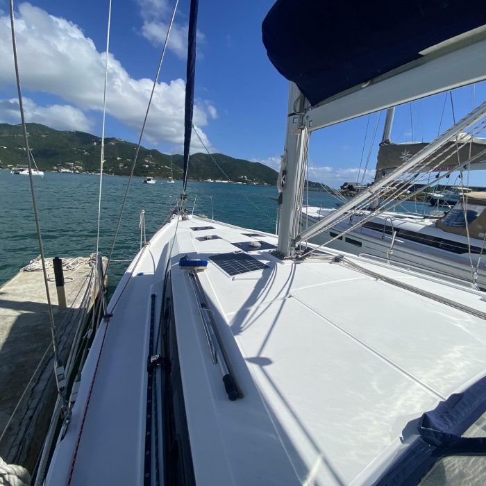 Take a bow | Beneteau 41 photo 10