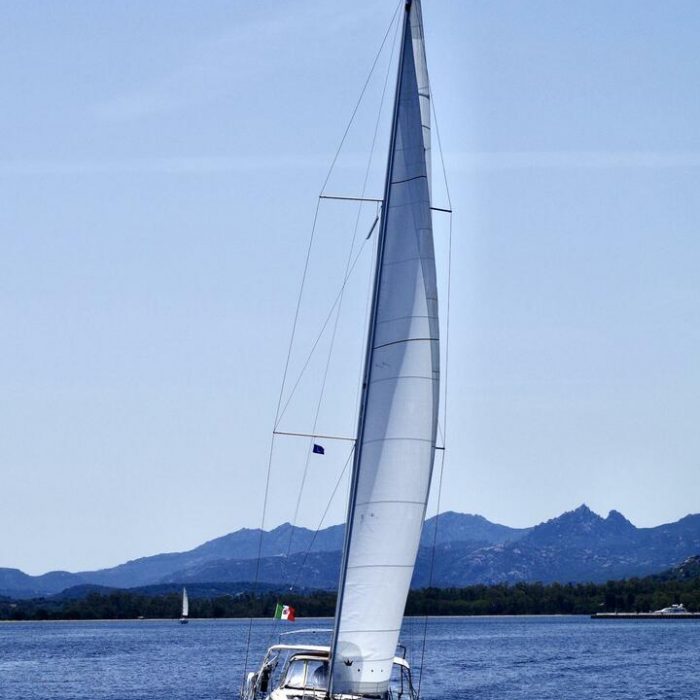 Noah - Water maker, Solar Panel | Dufour 430 photo 6
