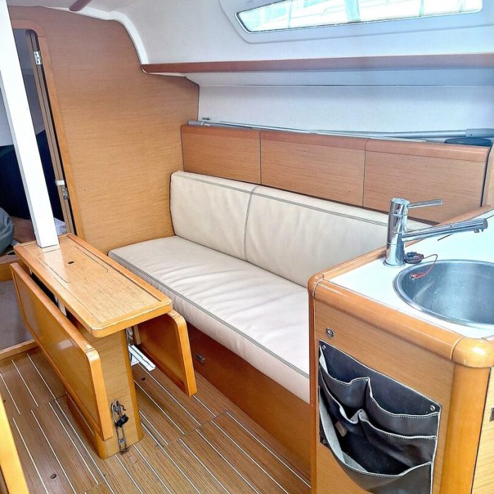 Bibidou | Sun Odyssey 30i photo 5