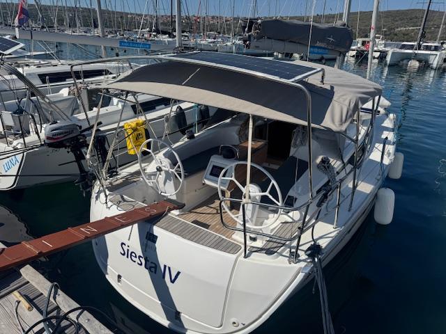 Siesta IV photo 8