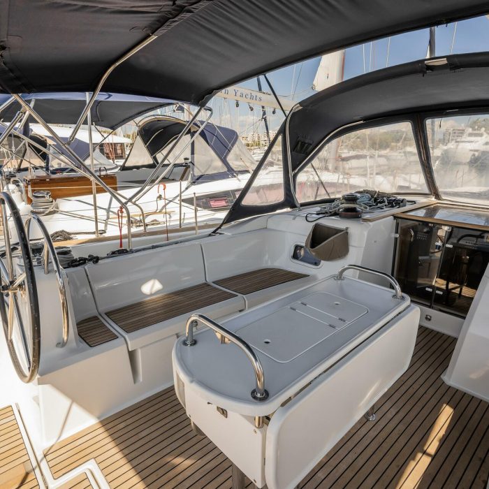 Maryalis | Sun Odyssey 519 photo 16