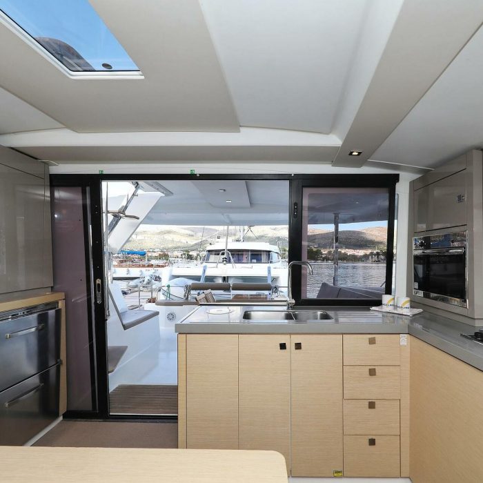 Why Not | Fountaine Pajot LUCIA 40 photo 16