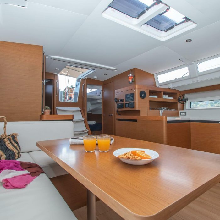 Knot | Sun Odyssey 490 photo 22