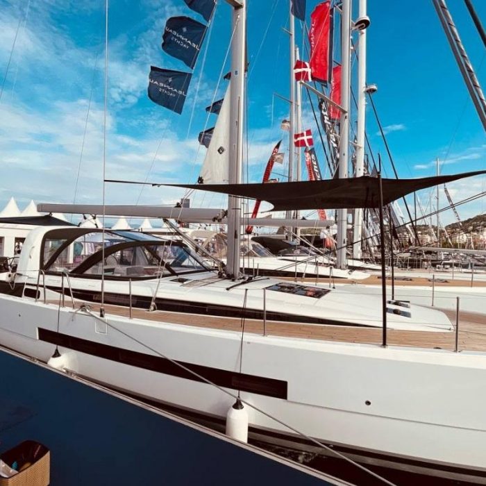 Marina | Jeanneau 55 photo 4