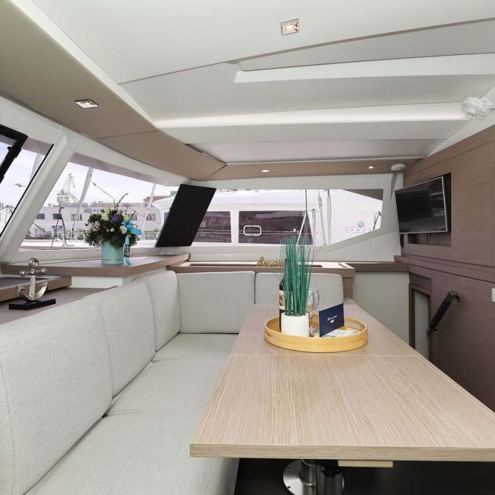 La Mula | Fountaine Pajot Astrea 42 photo 10