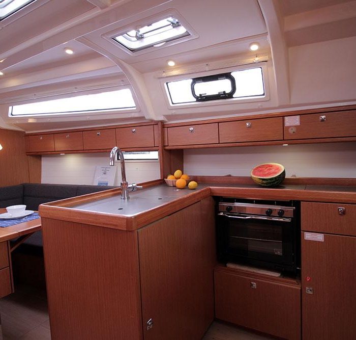 Black Pearl | Bavaria Cruiser 37 photo 10 Black Pearl | Bavaria Cruiser 37 photo 10
