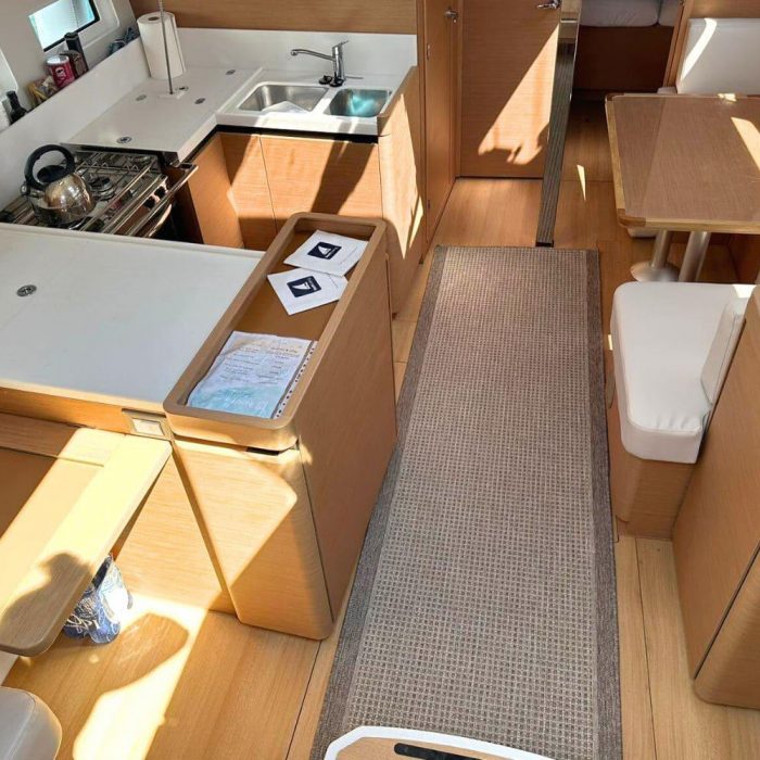 North Wind 44 | Sun Odyssey 440 photo 8