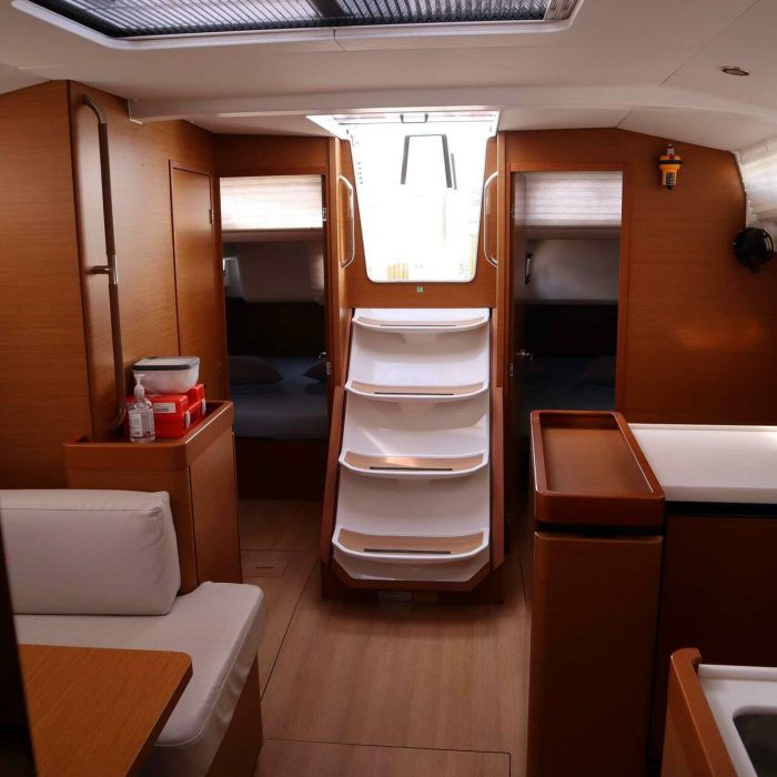 Diamond | Sun Odyssey 440 photo 13 Diamond | Sun Odyssey 440 photo 13