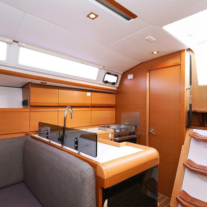 Malin | Sun Odyssey 439 photo 24