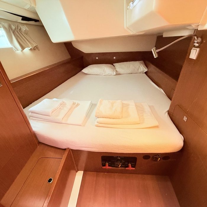 Sluničko | Oceanis 41 photo 18
