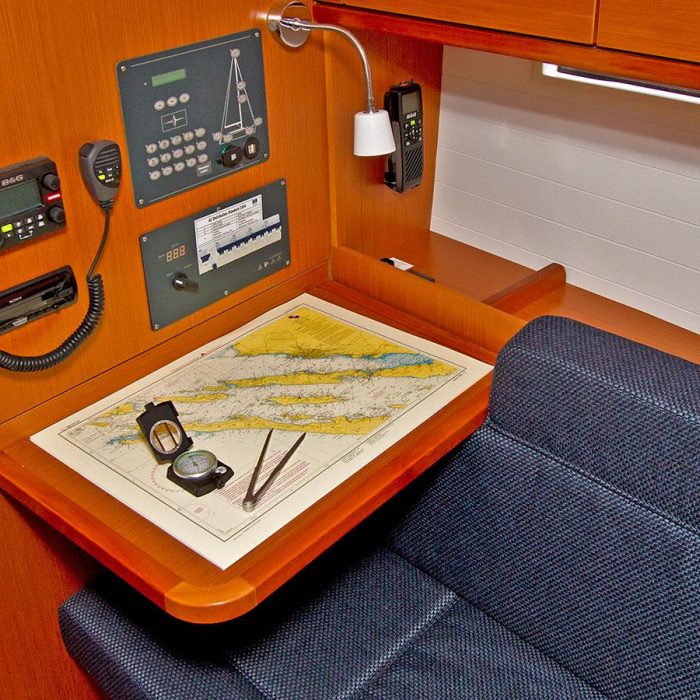 Merara | Bavaria Cruiser 37 photo 17