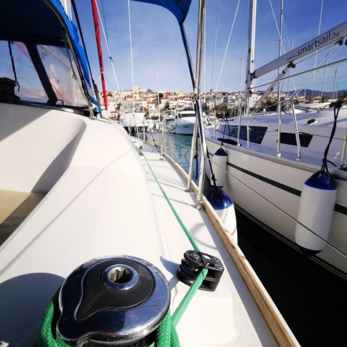 Mia | Sun Odyssey 36i photo 2