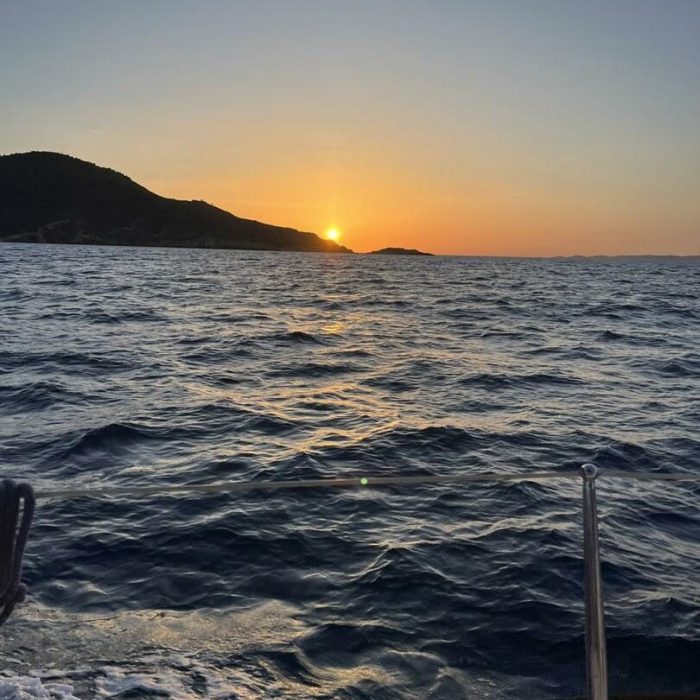 Mila | Sun Odyssey 42i photo 11
