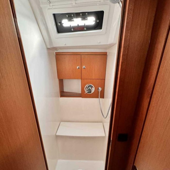 Leisure | Bavaria Cruiser 46 photo 12