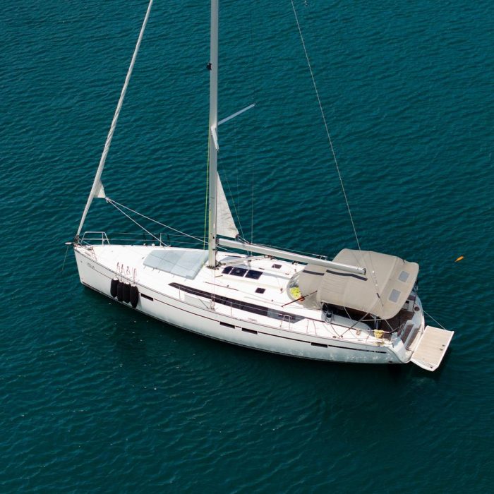 Vela | Bavaria 46 Cruiser photo 8