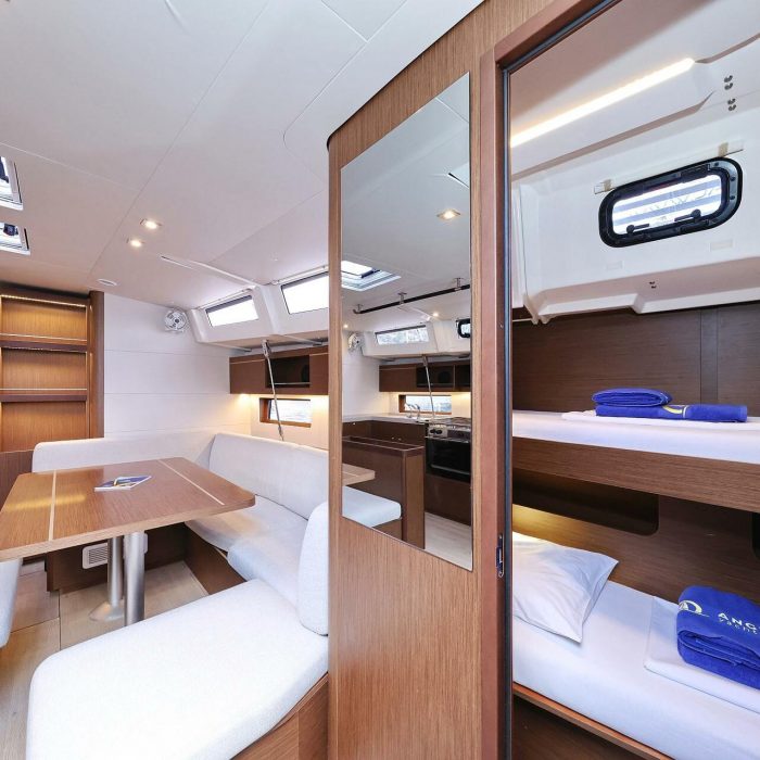 Zeppelin | Oceanis 46.1 photo 43