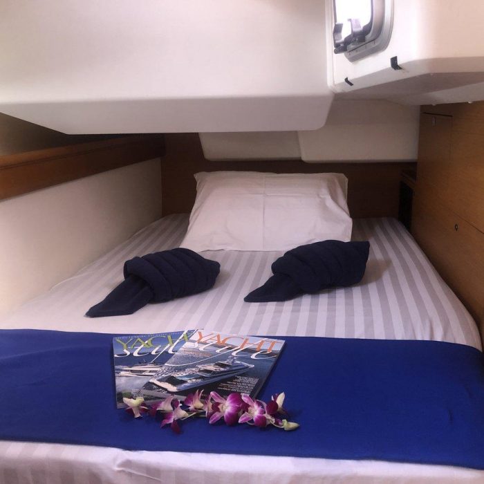 Aurora Belle | Sun Odyssey 469 photo 21