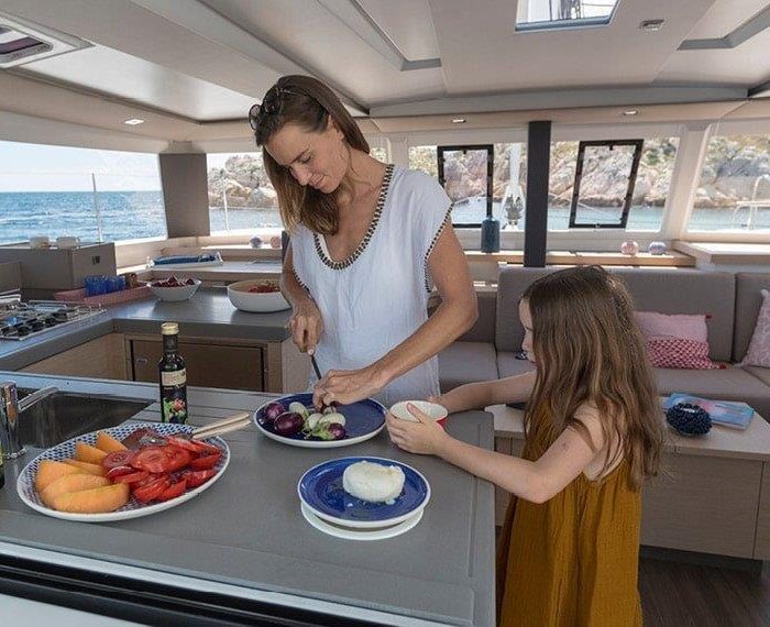 Fortunata | Fountaine Pajot Astrea 42 photo 17
