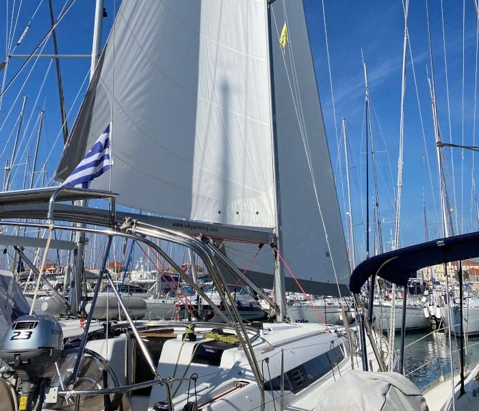 Sea and Sky | Sun Odyssey 439 photo 8