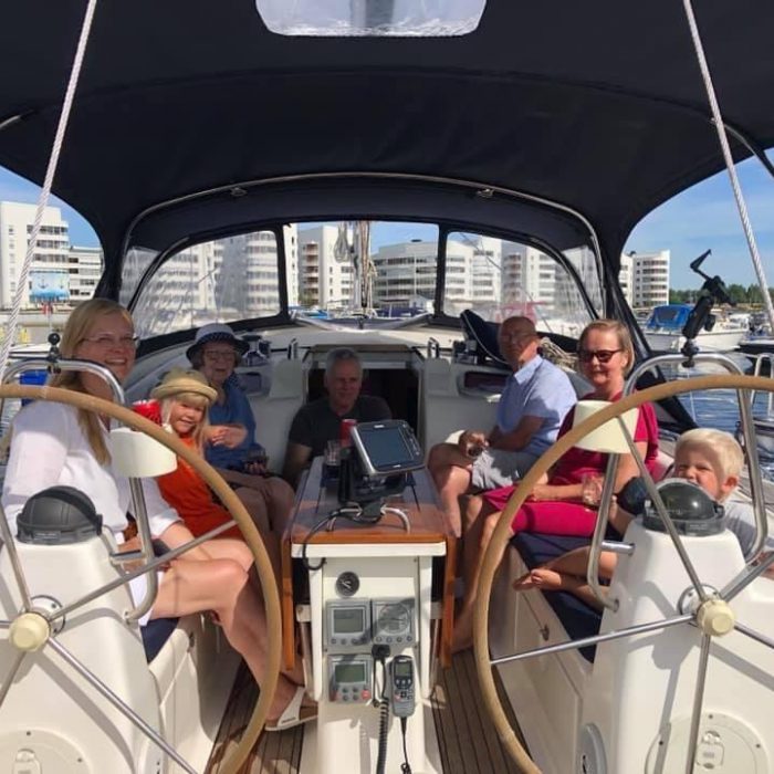Evita | Bavaria 46 photo 15