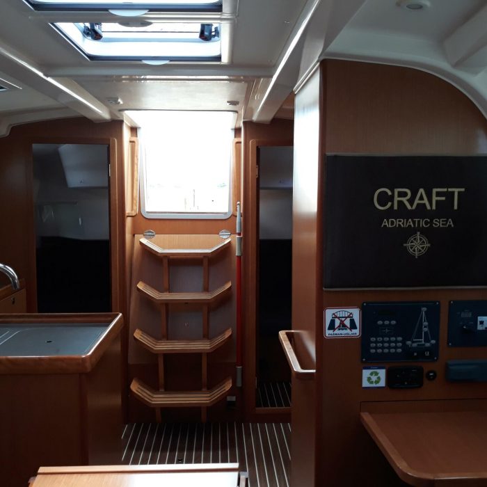 Mišac | Bavaria Cruiser 37 photo 8