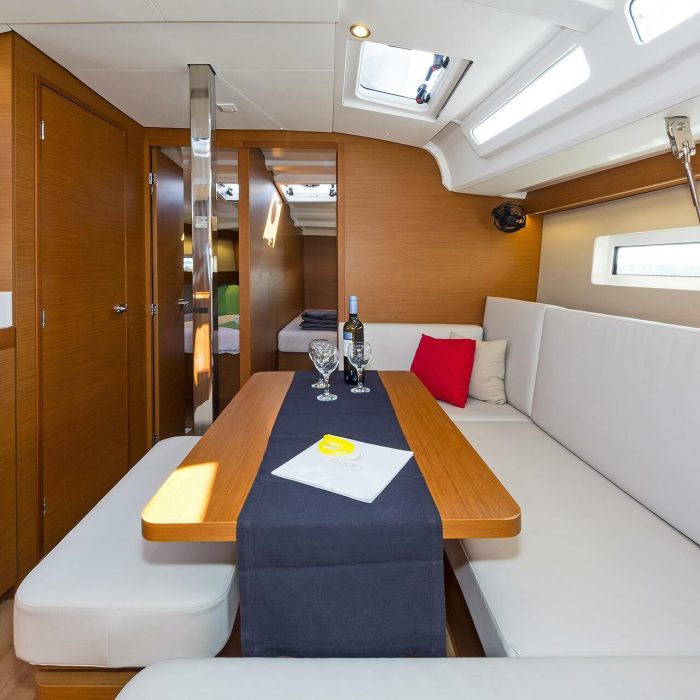 Dory | Sun Odyssey 440 photo 12