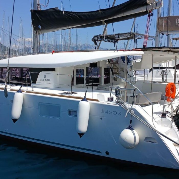 Aloha | Lagoon 450 S photo 1