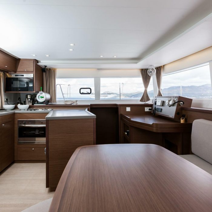 Harael | Lagoon 450 Fly photo 20