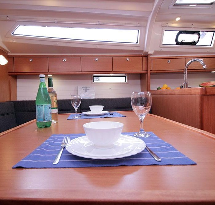 Black Pearl | Bavaria Cruiser 37 photo 4 Black Pearl | Bavaria Cruiser 37 photo 4