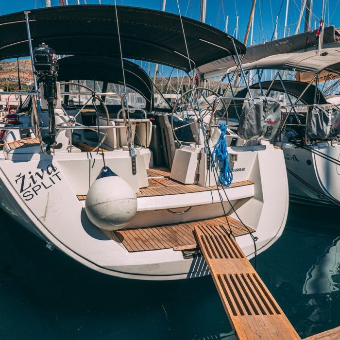 Ziva | Sun Odyssey 49 photo 3