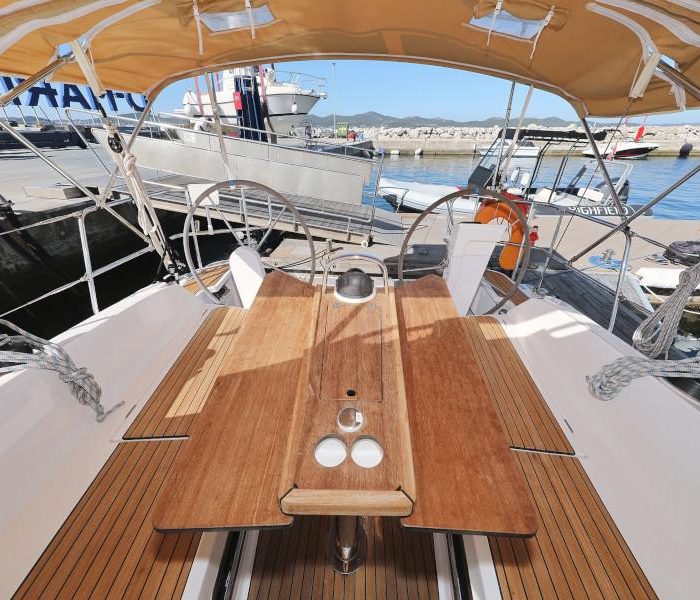 Lupe | Bavaria Cruiser 37 photo 6