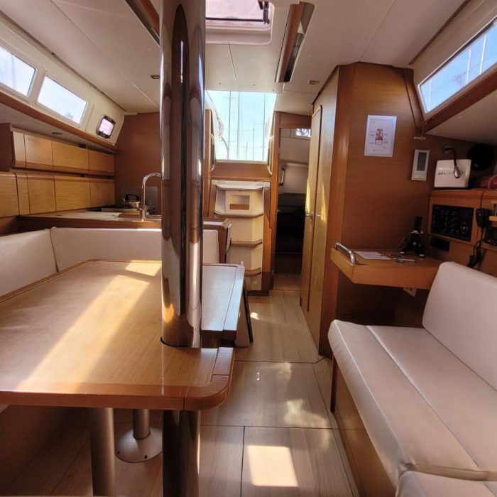 Grenat | Sun Odyssey 379 photo 16