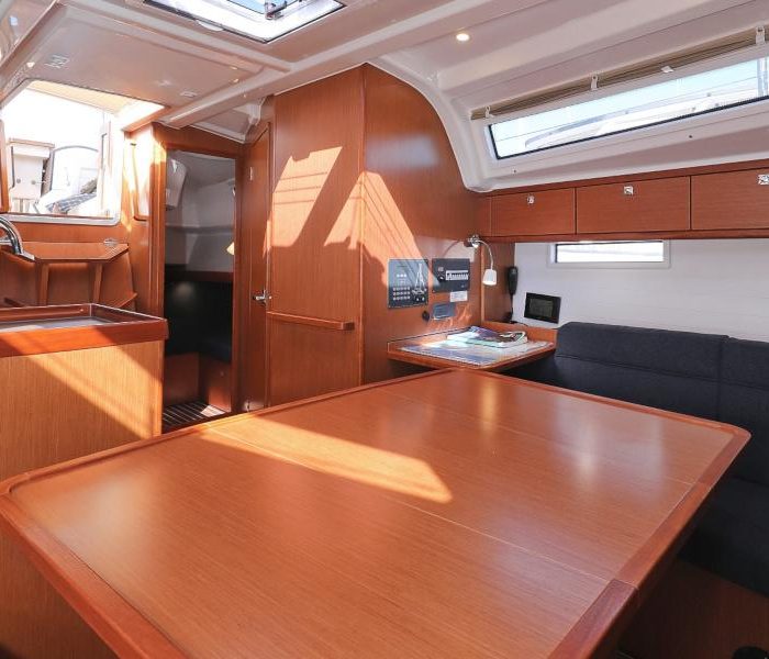 Lupe | Bavaria Cruiser 37 photo 25