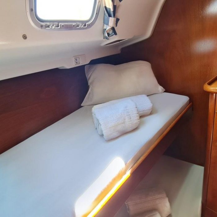 Erika | Oceanis Clipper 411 photo 15