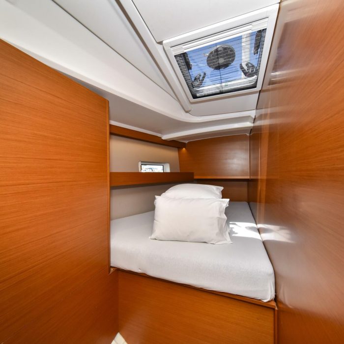 Swannabe | Sun Odyssey 490 photo 55