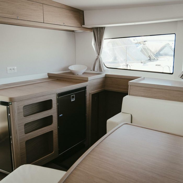 Acantha | Lagoon 42 photo 14