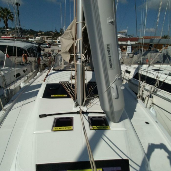 Triumph | Dufour 430 photo 10