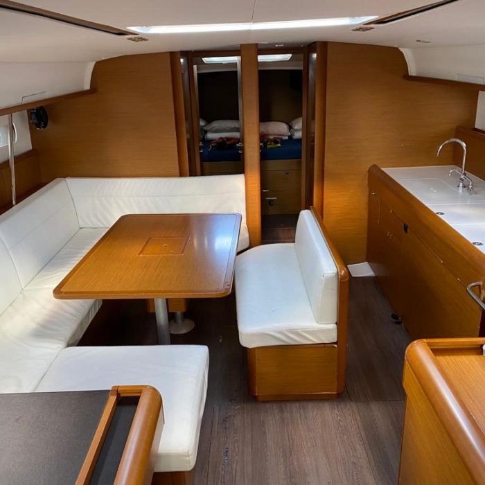 Alboran Pacharan (Majorca) | Sun Odyssey 519 photo 8