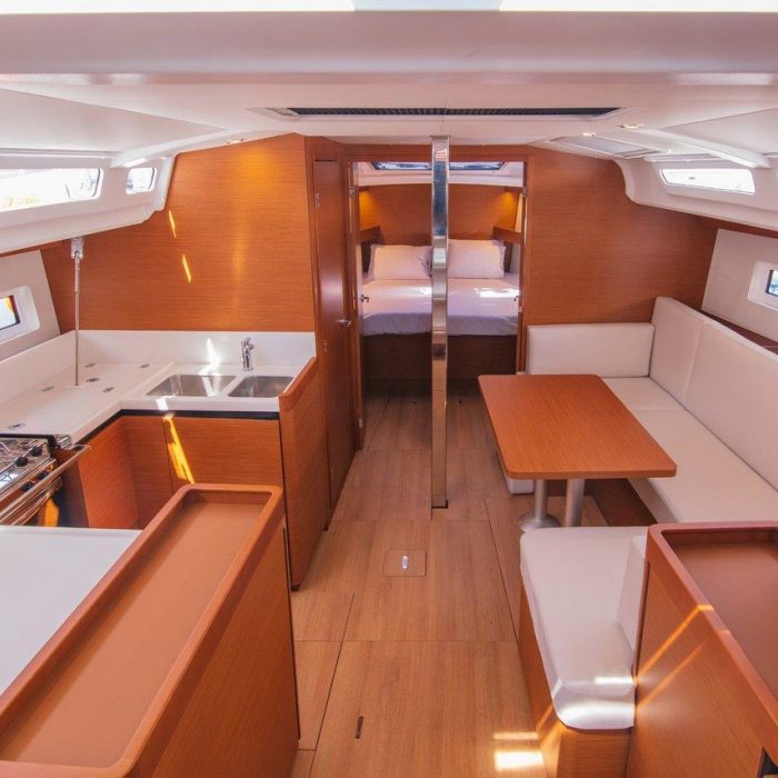 Trinity | Sun Odyssey 440 photo 16
