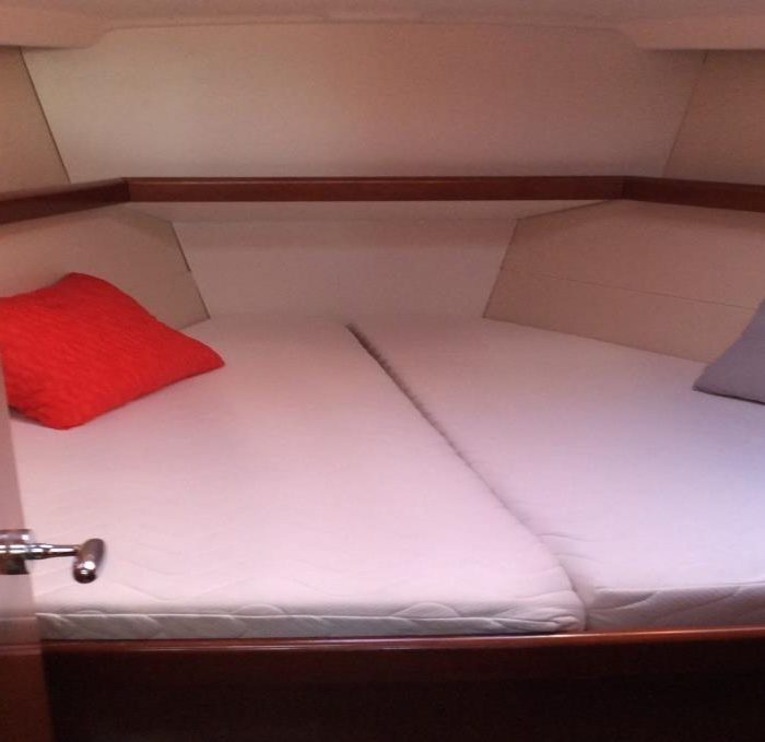 Fantasea | Oceanis 43 photo 7