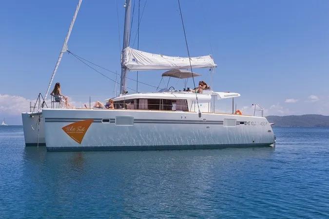 Gin Tonic | Lagoon 450 Fly photo 4