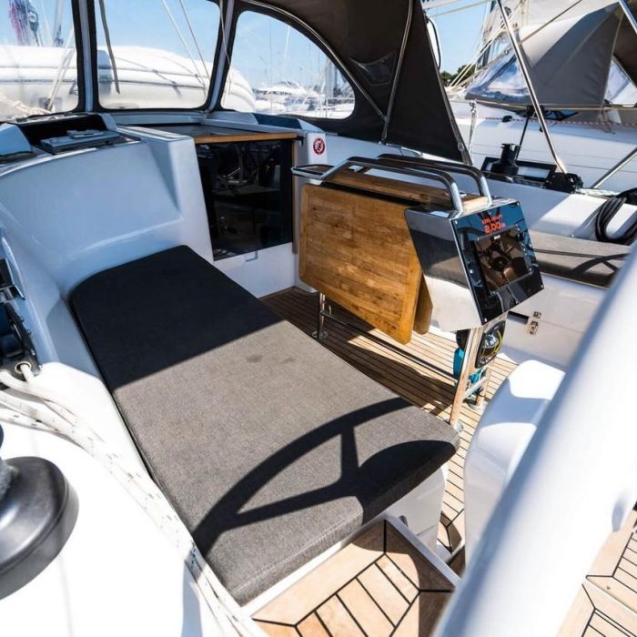 Kami | Hanse 345 photo 5