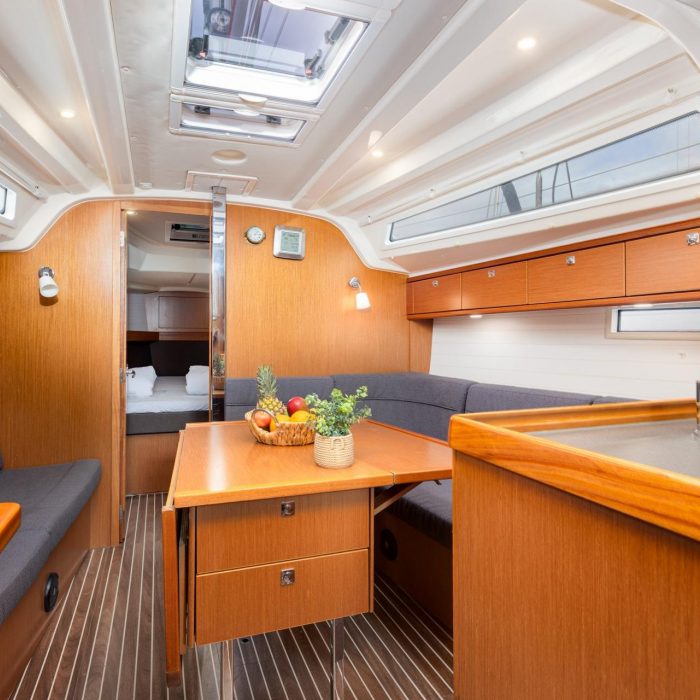 Fjaka | Bavaria Cruiser 37 photo 17