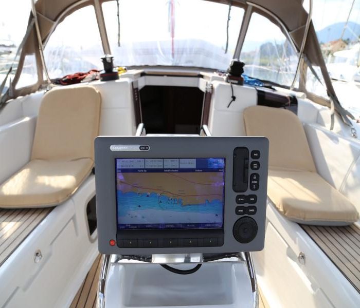 Kandur II | Sun Odyssey 419 photo 6