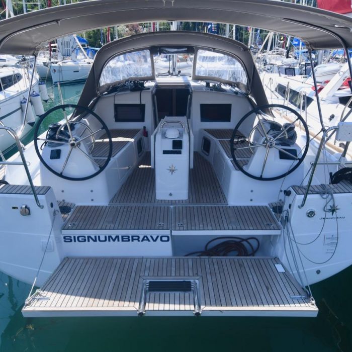 Signum Bravo | Sun Odyssey 410 photo 2