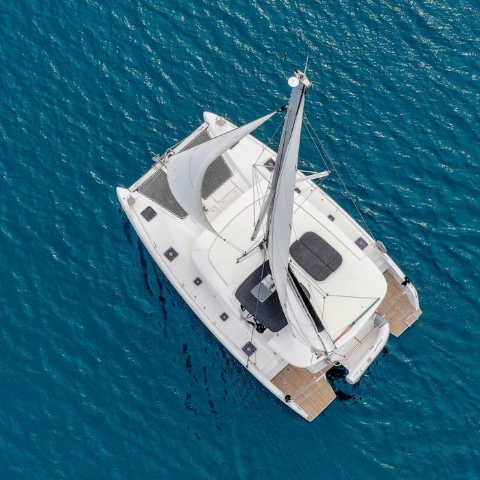 Vesper | Lagoon 42 photo 16
