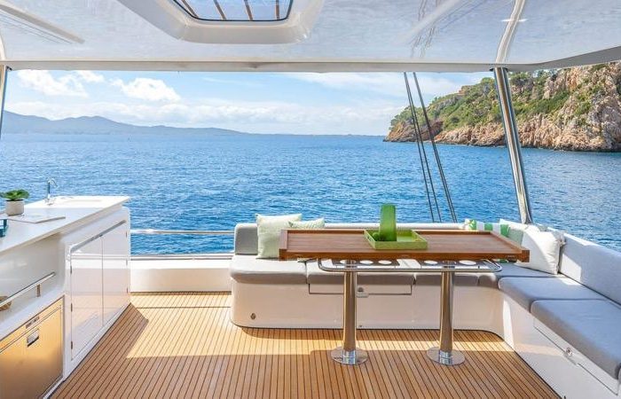 Montecristo - FIRST CLASS | Lagoon 60 photo 8