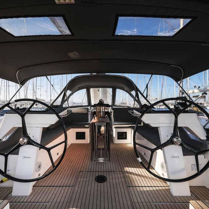 Aquila | Bavaria C46 photo 6