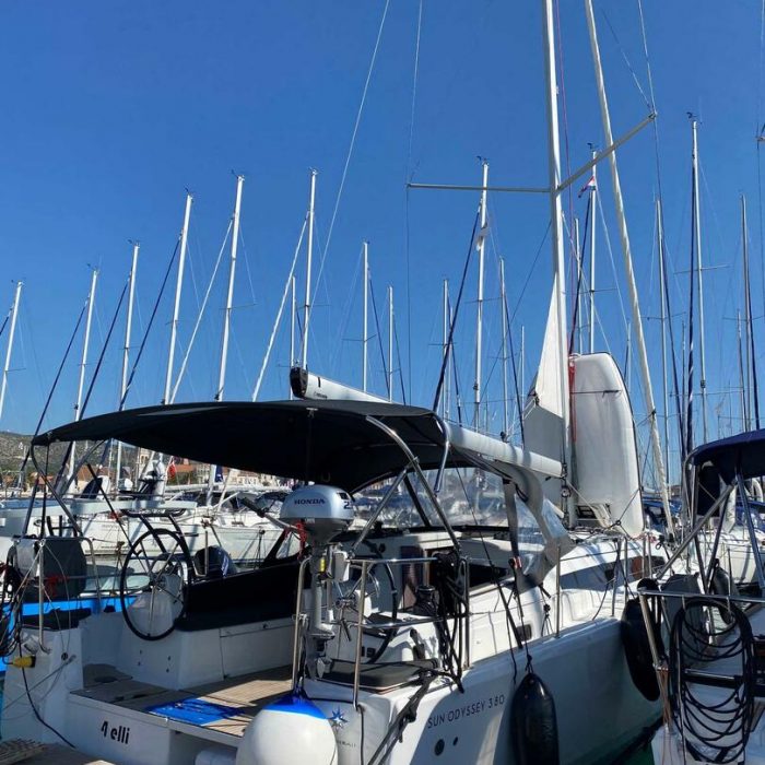 4 elli | Sun Odyssey 380 - 3 cab. photo 3